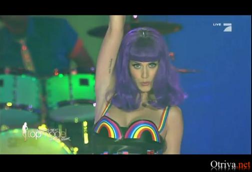 Katy Perry - California Gurls (Live Germany's Next Top Model)