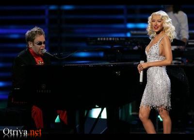 Christina Aguilera feat. Elton John - Bennie And The Jets (Live, Fashion Rocks 2006)