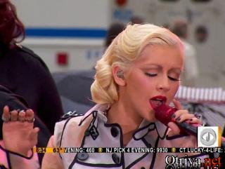 Christina Aguilera - Not Myself Tonight (Live The Early Show 2010)
