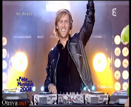David Guetta - Medley (Live La Fete De La Musigue 2008)