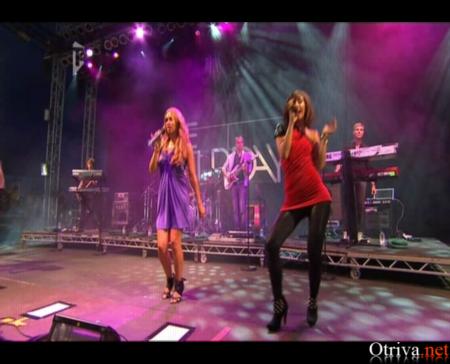 The Saturdays - Just Cant Get Enough (Live @ V Festival)