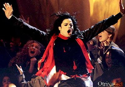 Michael Jackson - Earth Song (Live @  Brit Awards)
