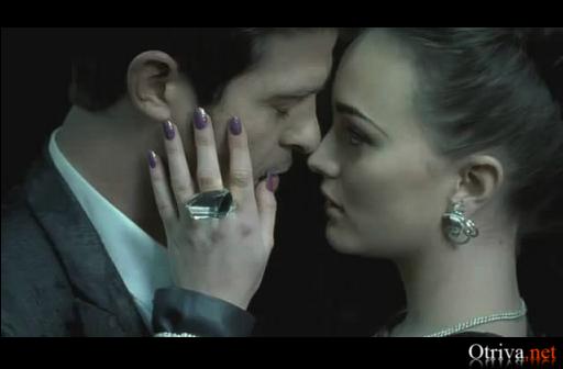 Leighton Meester feat. Robin Thicke - Somebody To Love