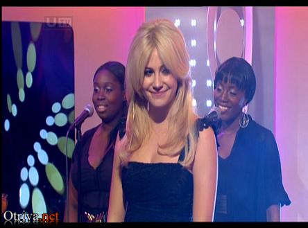 Pixie Lott - Cry Me Out (Live @ This Morning)