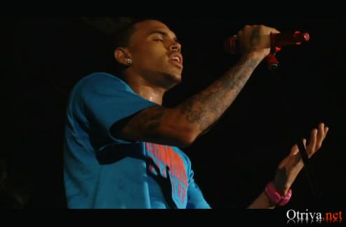 Chris Brown - Crawl (Live Audience Appreciation Tour)
