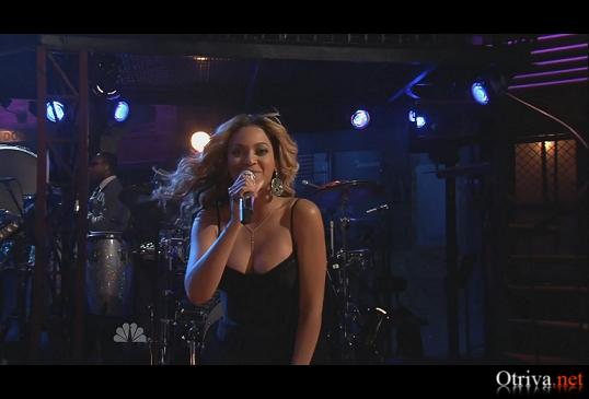 Beyonce - Countdown (Late Night With Jimmy Fallon 11.11.2011)