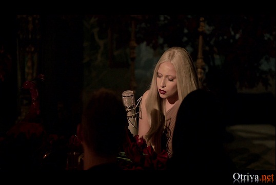 Lady Gaga - The Edge of Glory (Live A Very Gaga Thanksgiving)