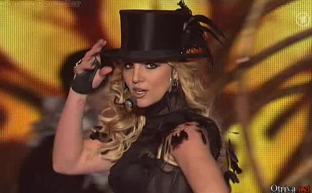 Britney Spears - Womanizer  (Bambi Award 2008)
